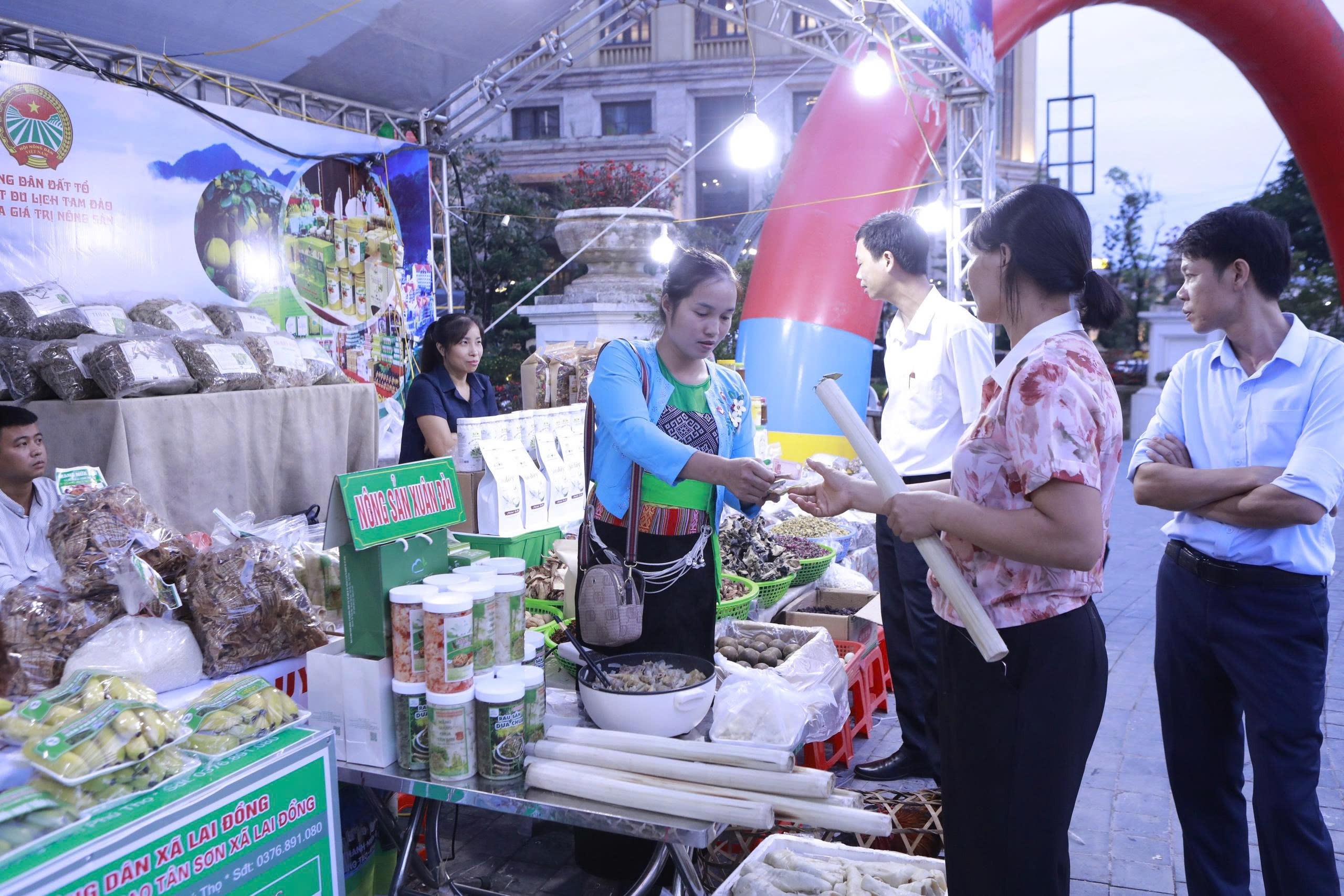 Phú Thọ: Nông sản Đất Tổ – Bài toán kinh tế từ không gian trưng bày Tam Đảo
